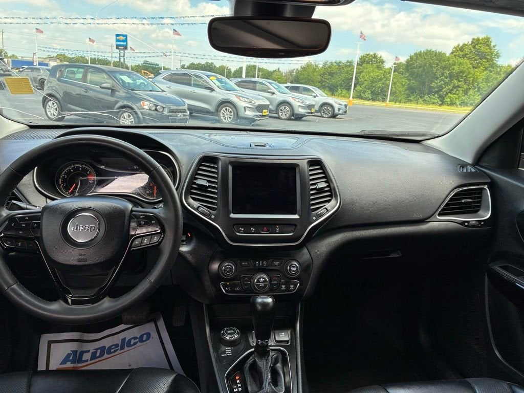 2023 Jeep Cherokee Altitude Lux