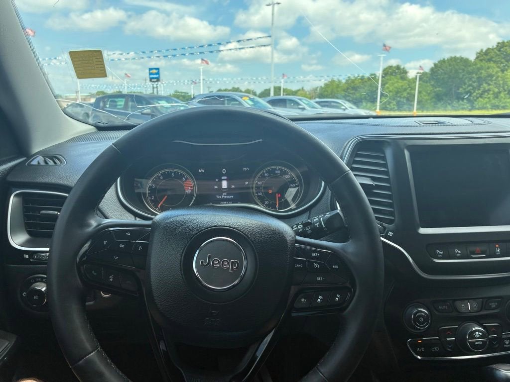 2023 Jeep Cherokee Altitude Lux