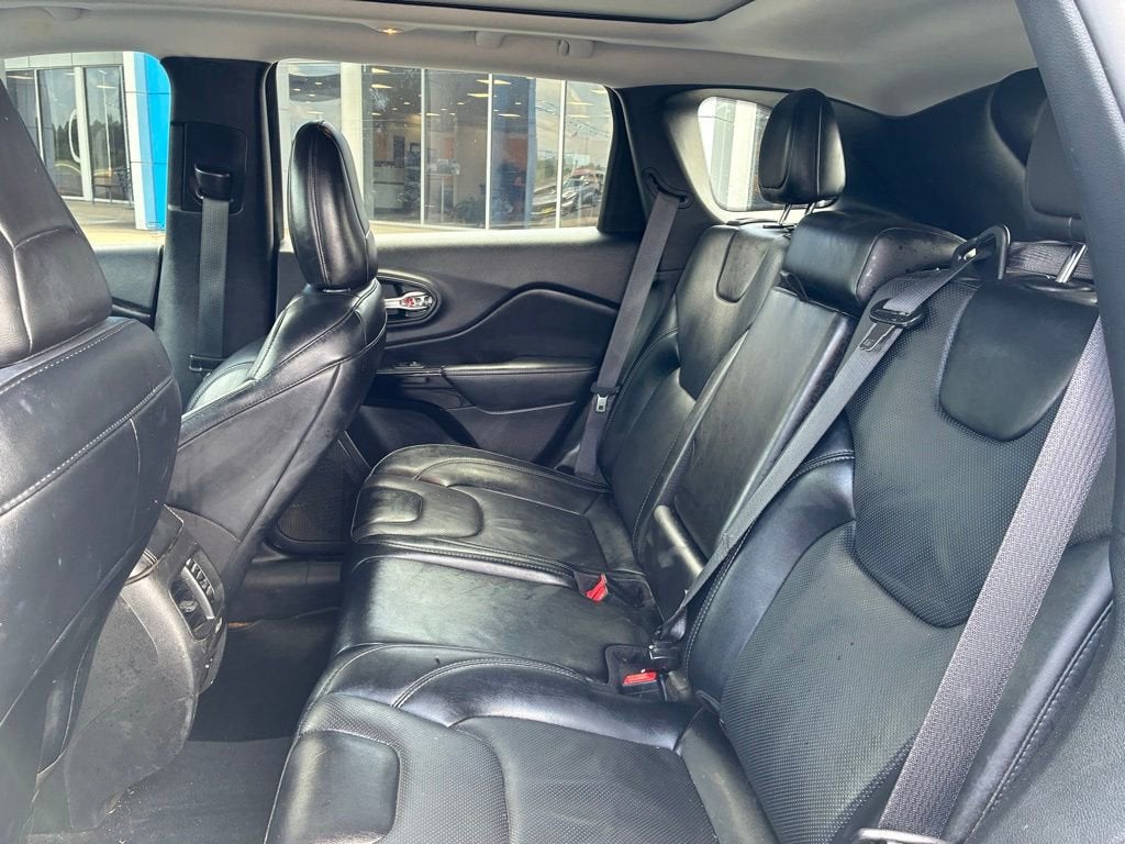 2023 Jeep Cherokee Altitude Lux