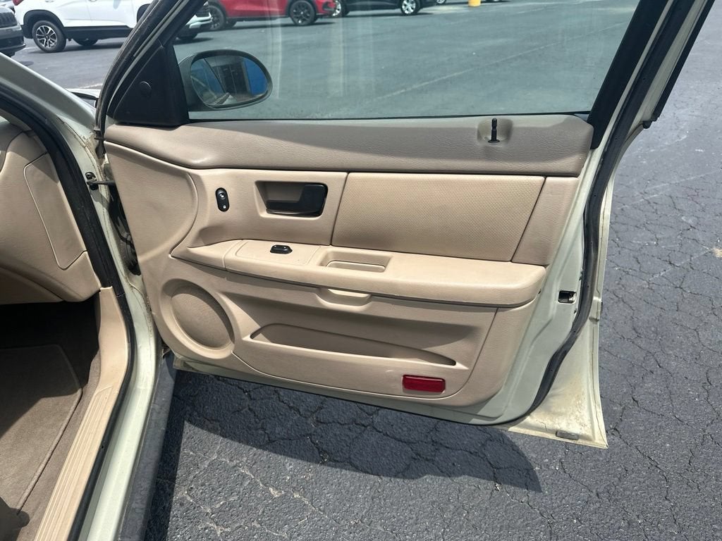 2006 Ford Taurus SE