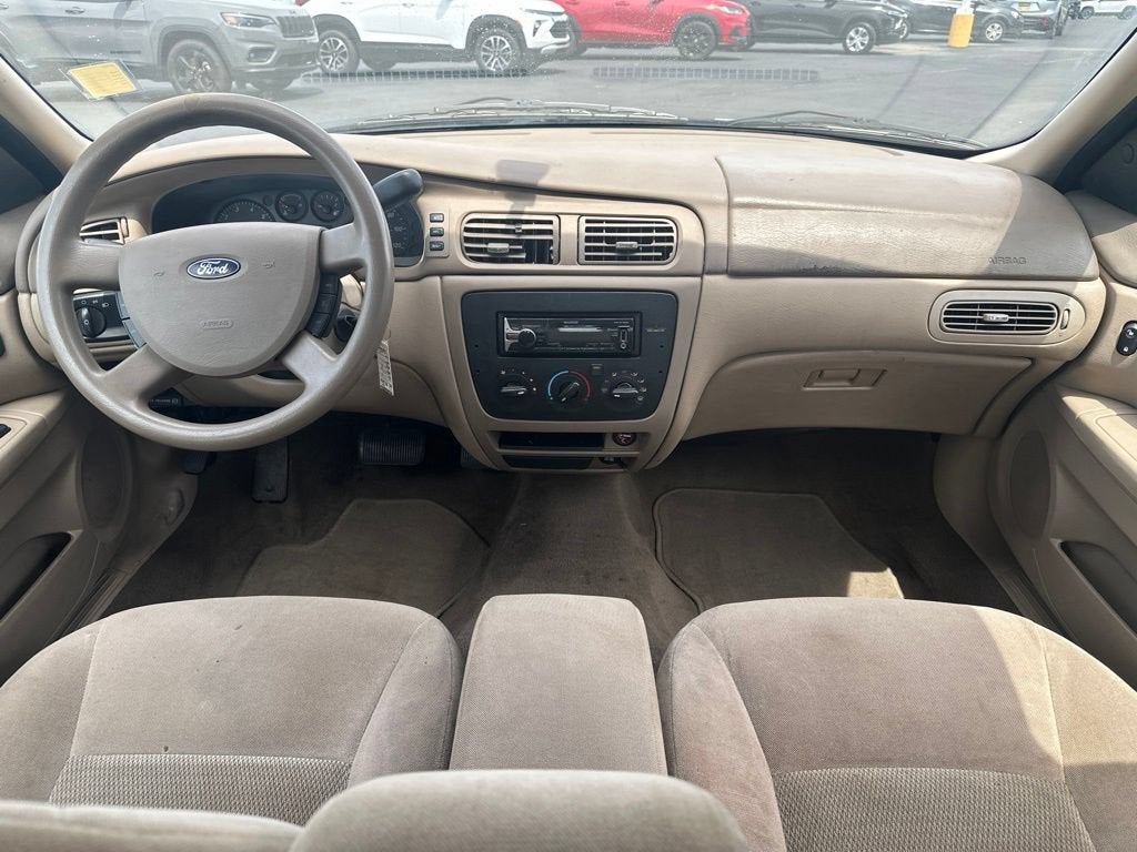 2006 Ford Taurus SE