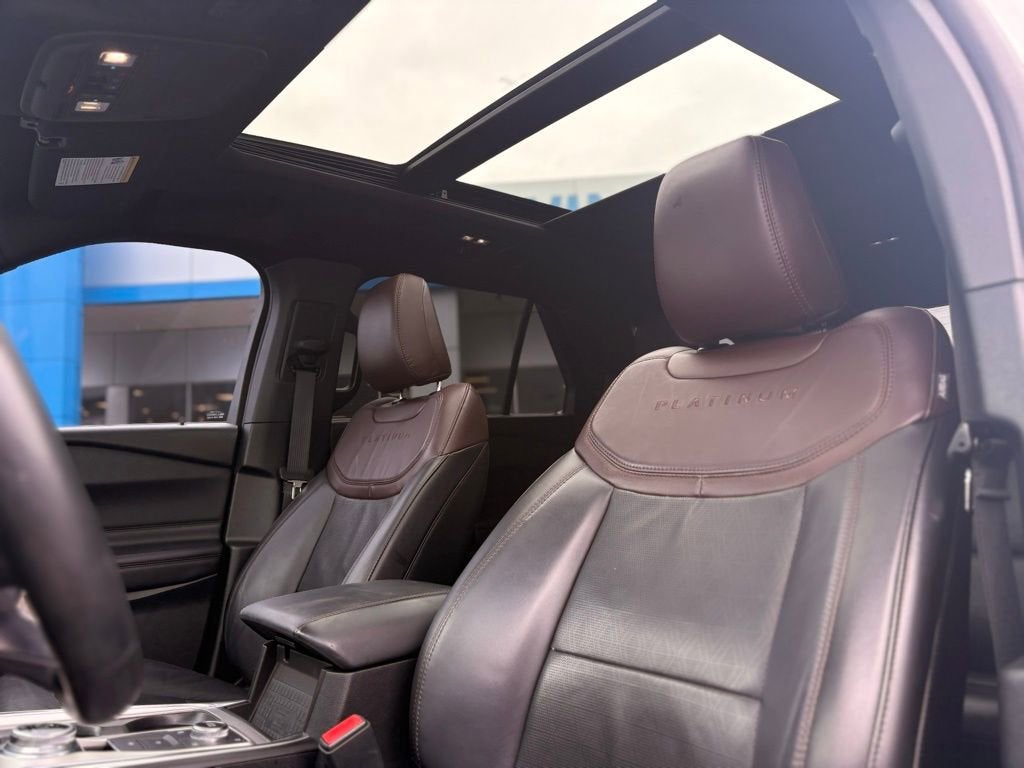 2022 Ford Explorer Platinum