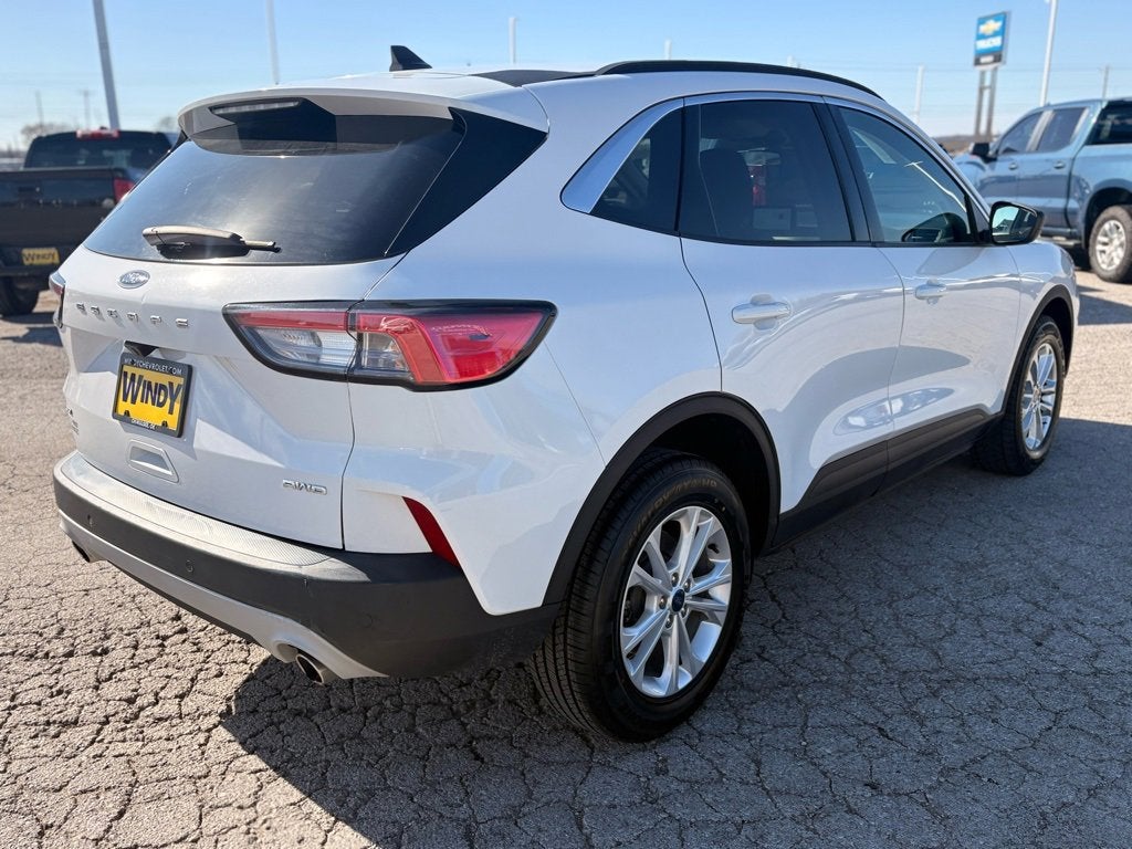 2022 Ford Escape SE