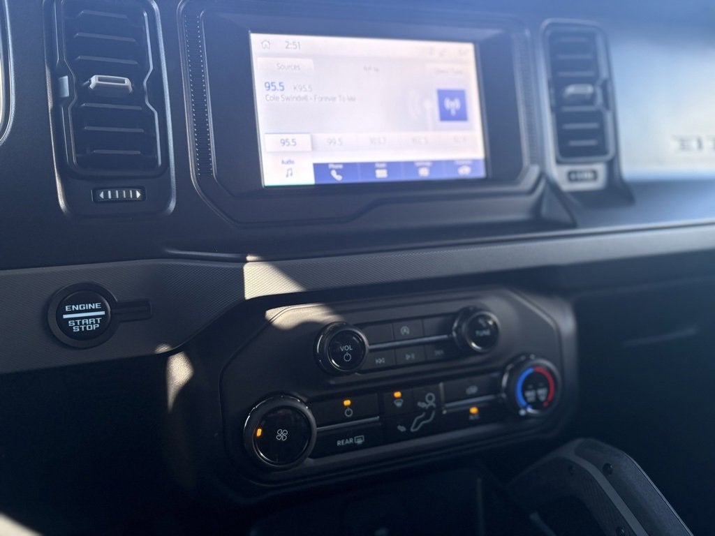 2022 Ford Bronco Base