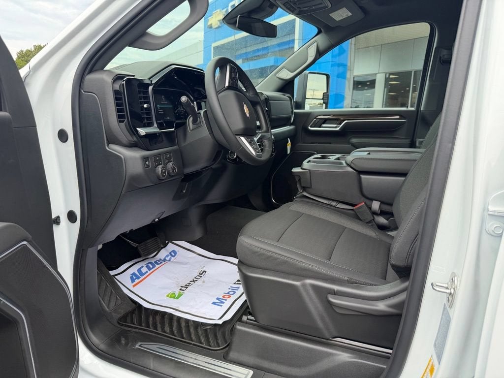2026 Chevrolet Silverado 3500 HD LT DRW