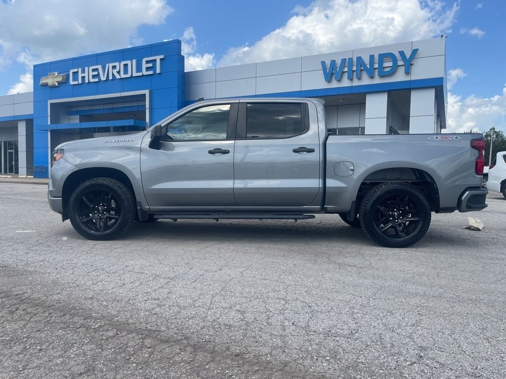 2023 Chevrolet Silverado 1500 Custom