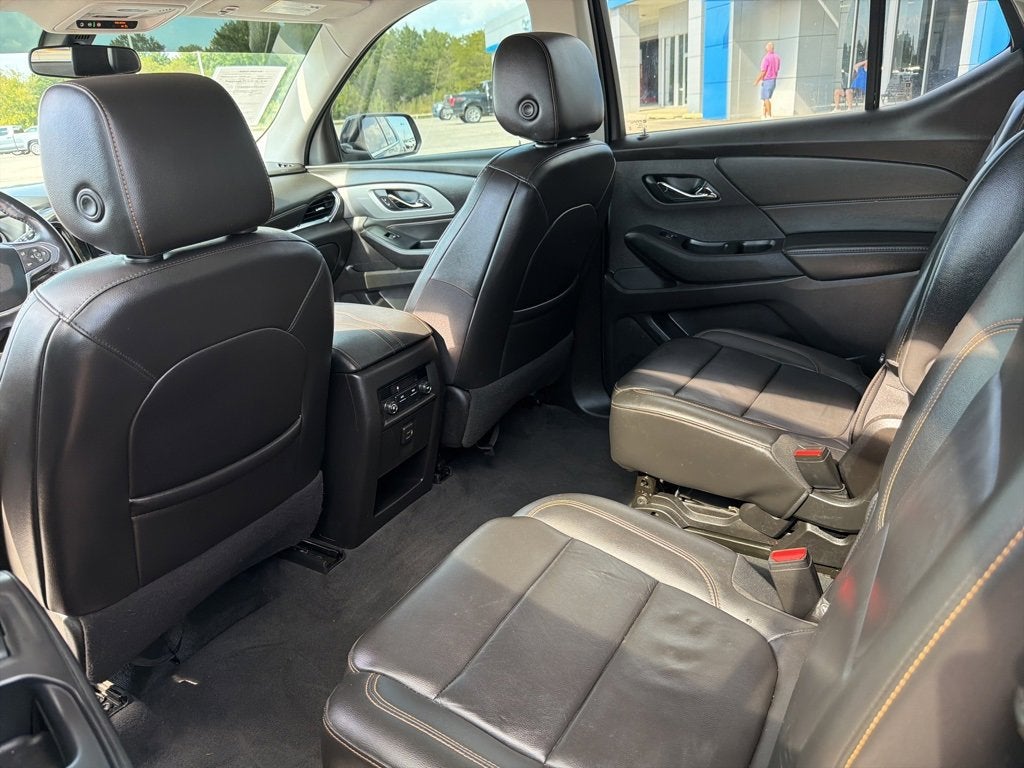 2021 Chevrolet Traverse LT Leather