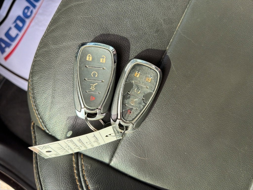 2021 Chevrolet Traverse LT Leather