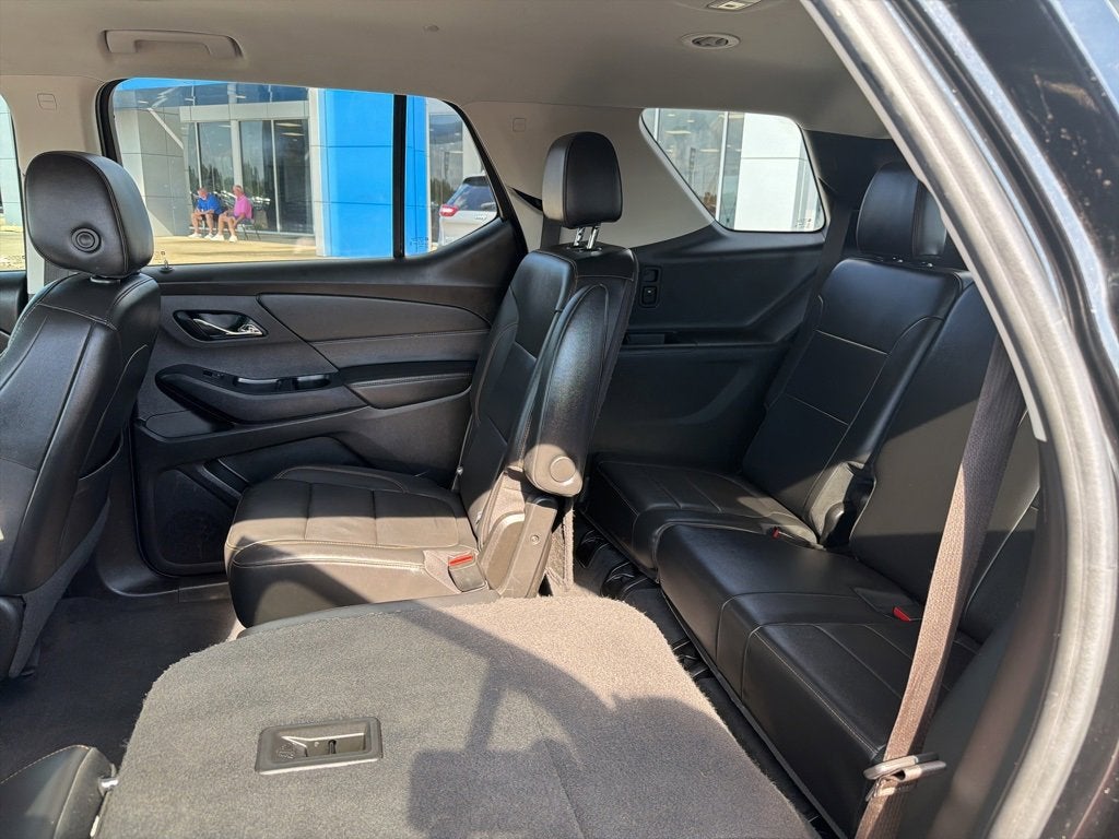 2021 Chevrolet Traverse LT Leather