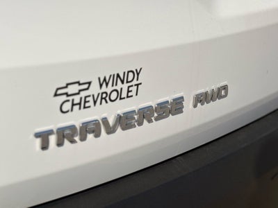 2023 Chevrolet Traverse LT Cloth