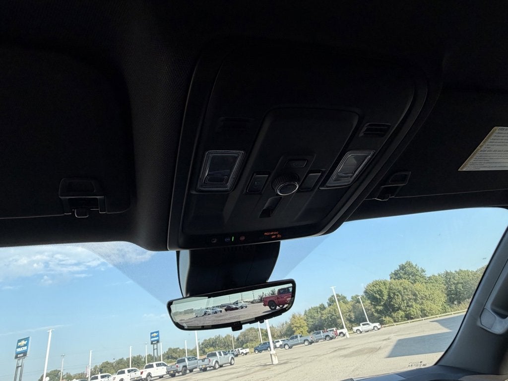 2025 Chevrolet Tahoe RST