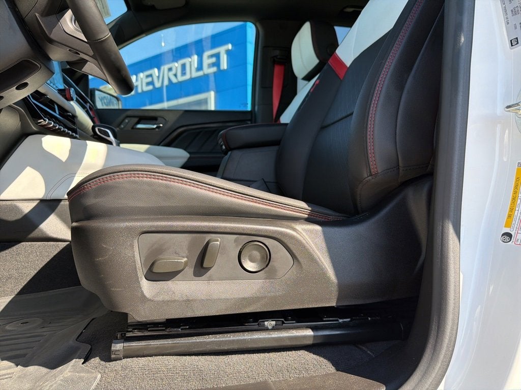 2024 GMC Canyon AT4X