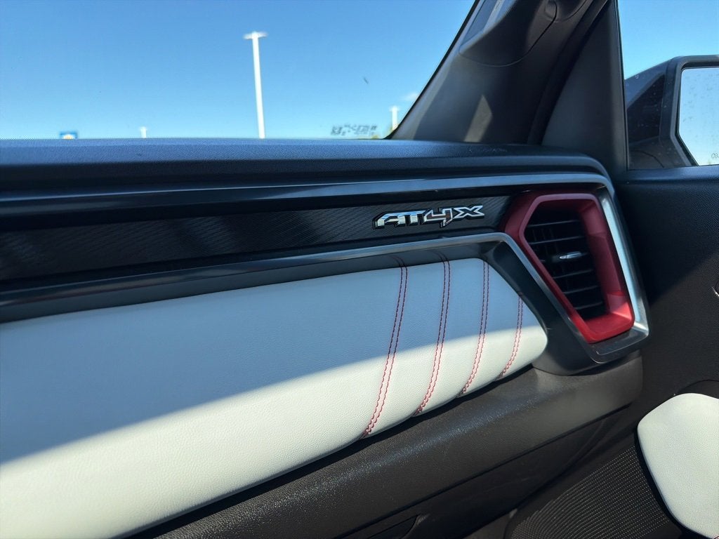 2024 GMC Canyon AT4X