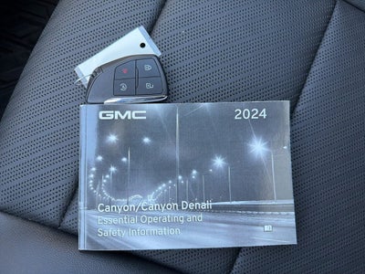 2024 GMC Canyon AT4X