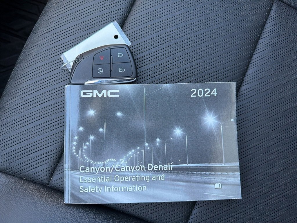 2024 GMC Canyon AT4X