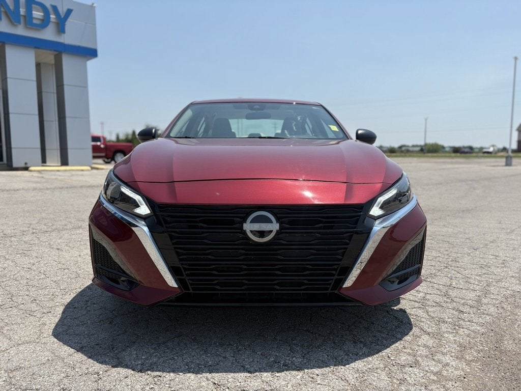 2025 Nissan Altima SV