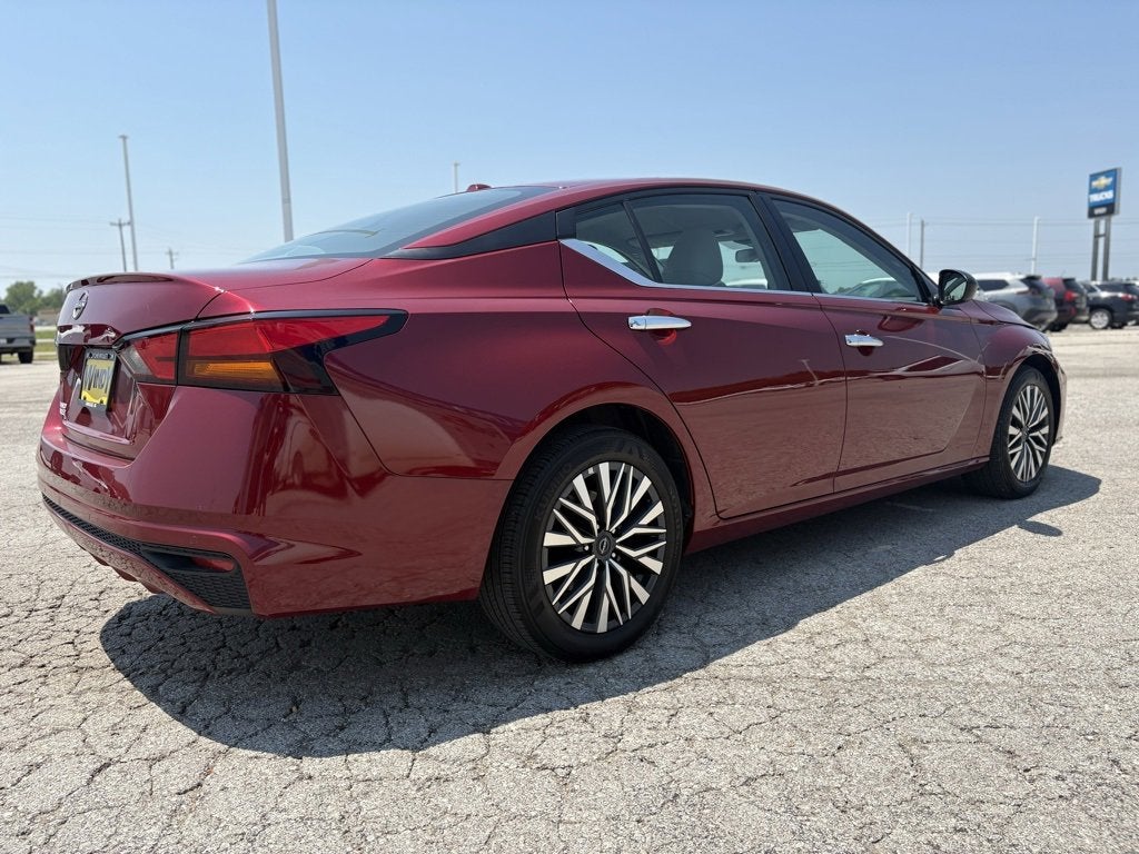 2025 Nissan Altima SV