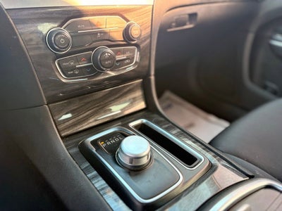 2019 Chrysler 300 Touring