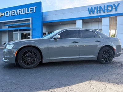 2019 Chrysler 300 Touring