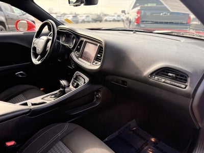 2022 Dodge Challenger SXT