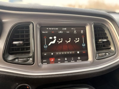 2022 Dodge Challenger SXT