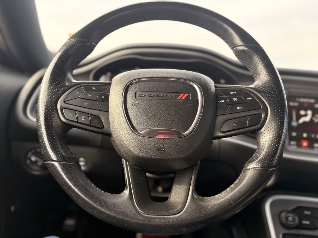 2022 Dodge Challenger SXT