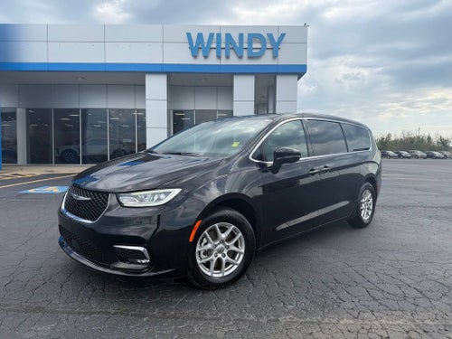2025 Chrysler Pacifica Select