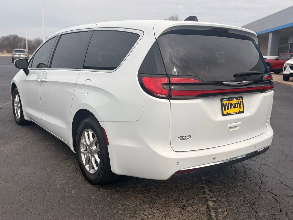 2023 Chrysler Pacifica Touring L