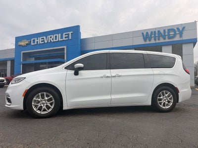 2023 Chrysler Pacifica Touring L