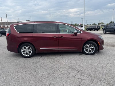 2020 Chrysler Pacifica Limited