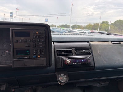 1989 Chevrolet 3/4 Ton Pickups Base