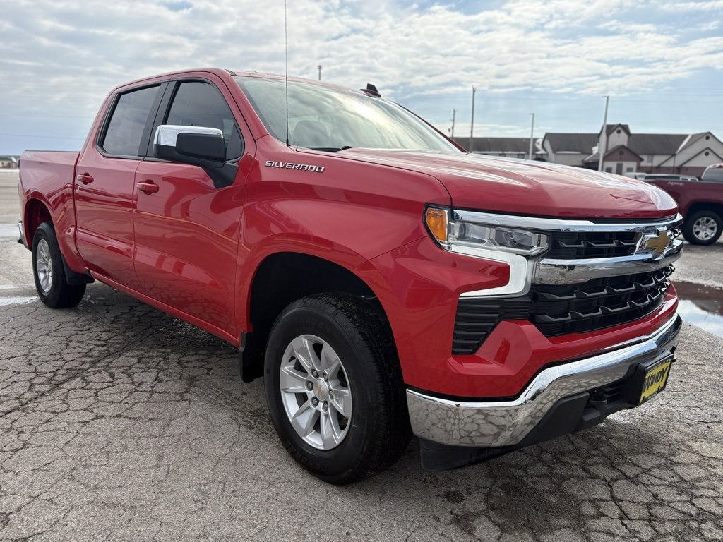 2025 Chevrolet Silverado 1500 LT
