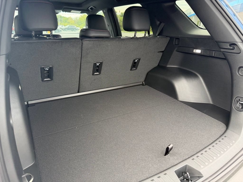 2027 Chevrolet Equinox RS - Photo 9