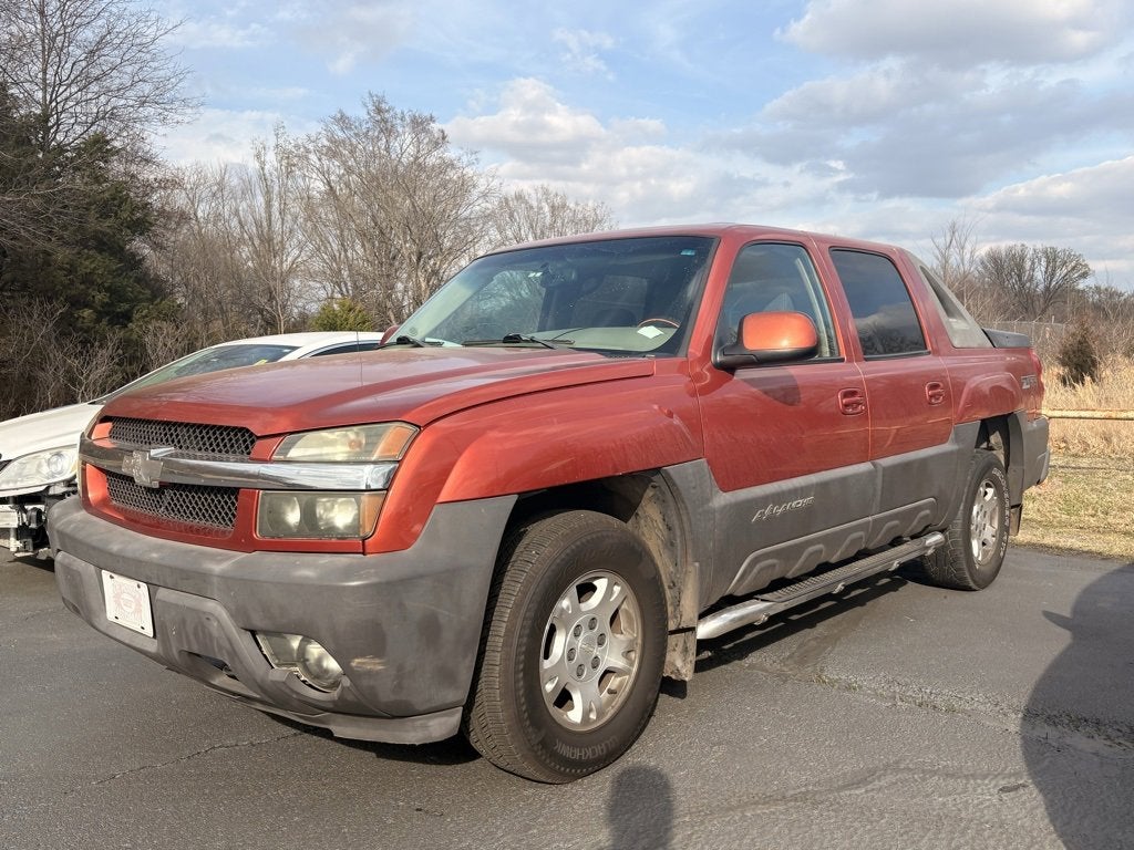 2003 Chevrolet Avalanche Base