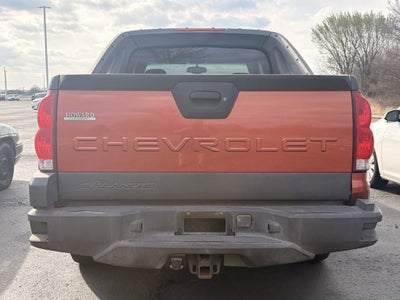 2003 Chevrolet Avalanche Base