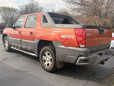 2003 Chevrolet Avalanche Base