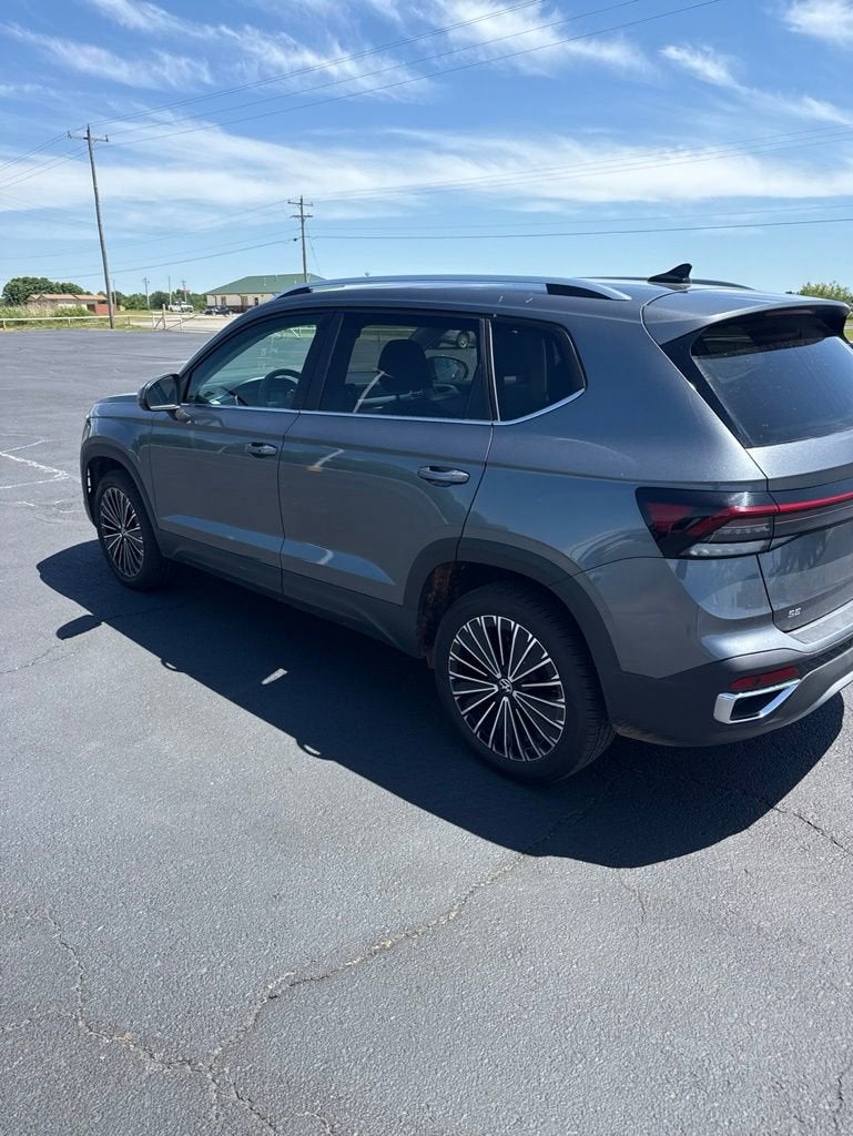 2025 Volkswagen Taos SE
