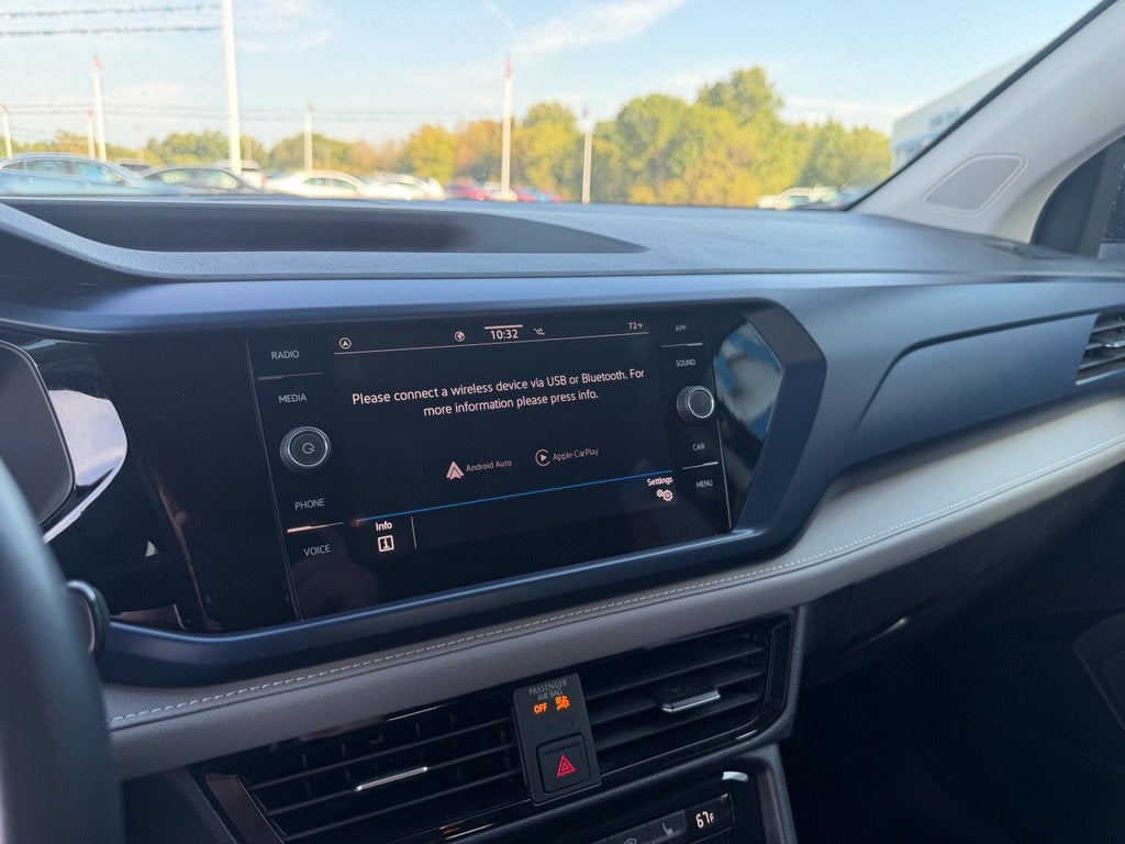 2024 Volkswagen Taos SE
