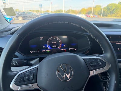 2024 Volkswagen Taos SE