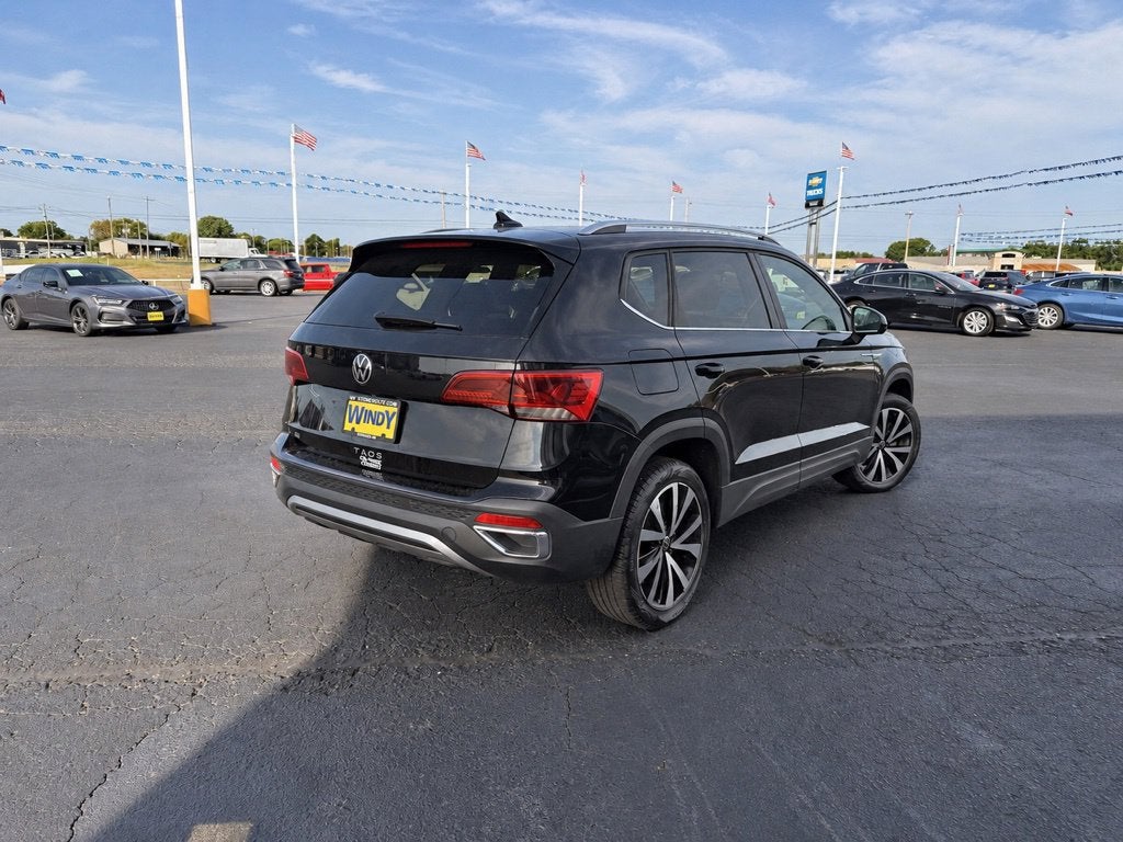 2024 Volkswagen Taos SE