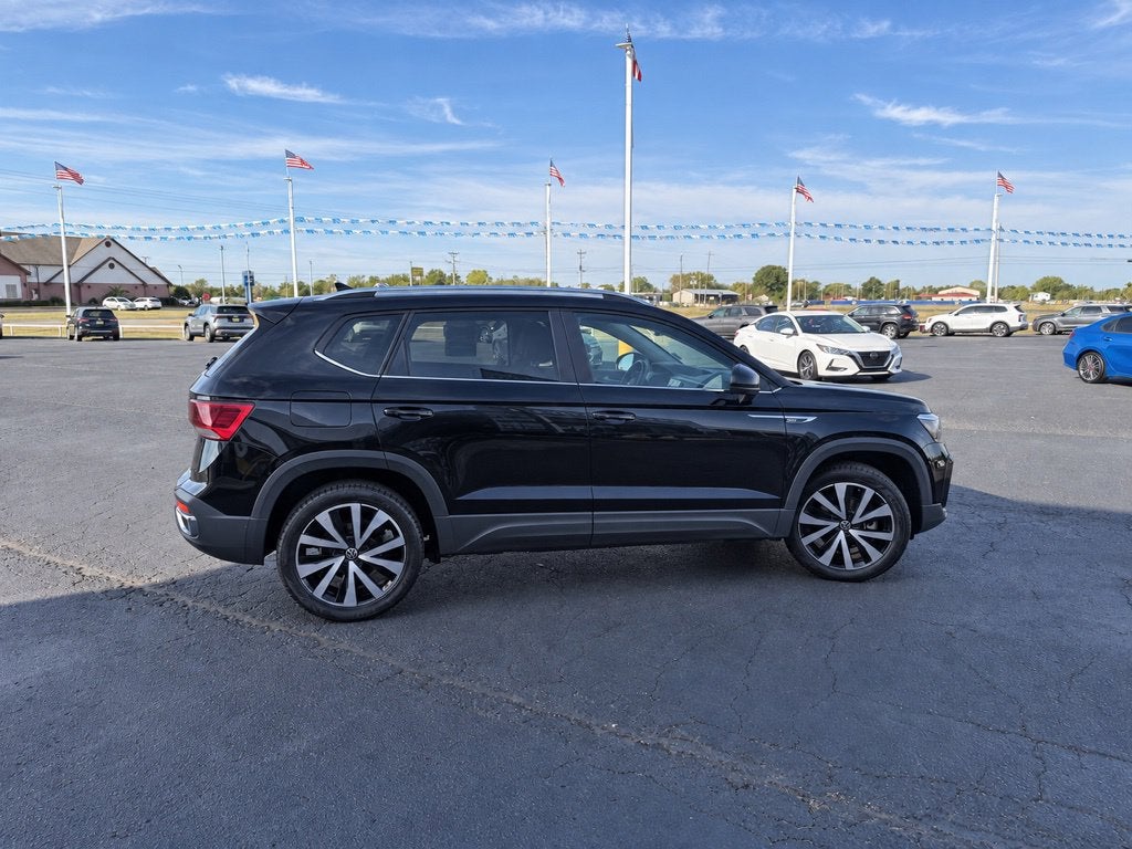 2024 Volkswagen Taos SE