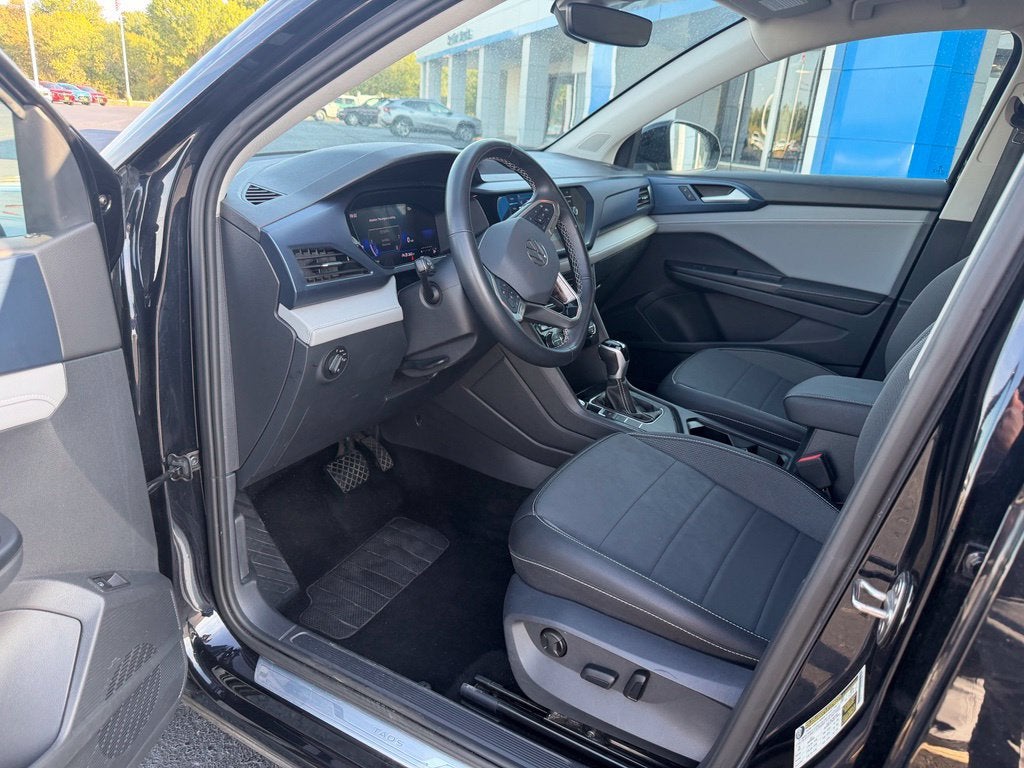 2024 Volkswagen Taos SE