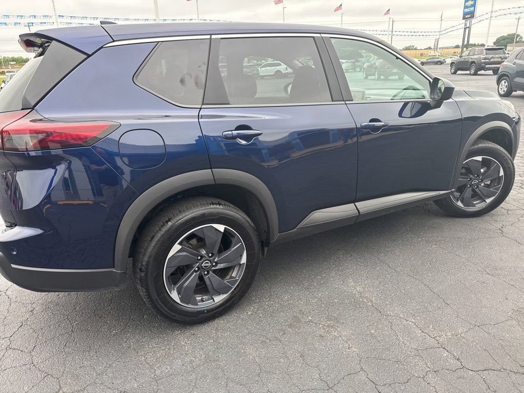 2025 Nissan Rogue SV