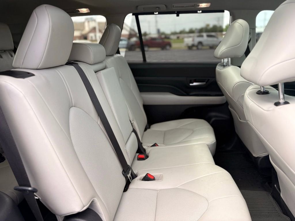 2026 Toyota Grand Highlander LE