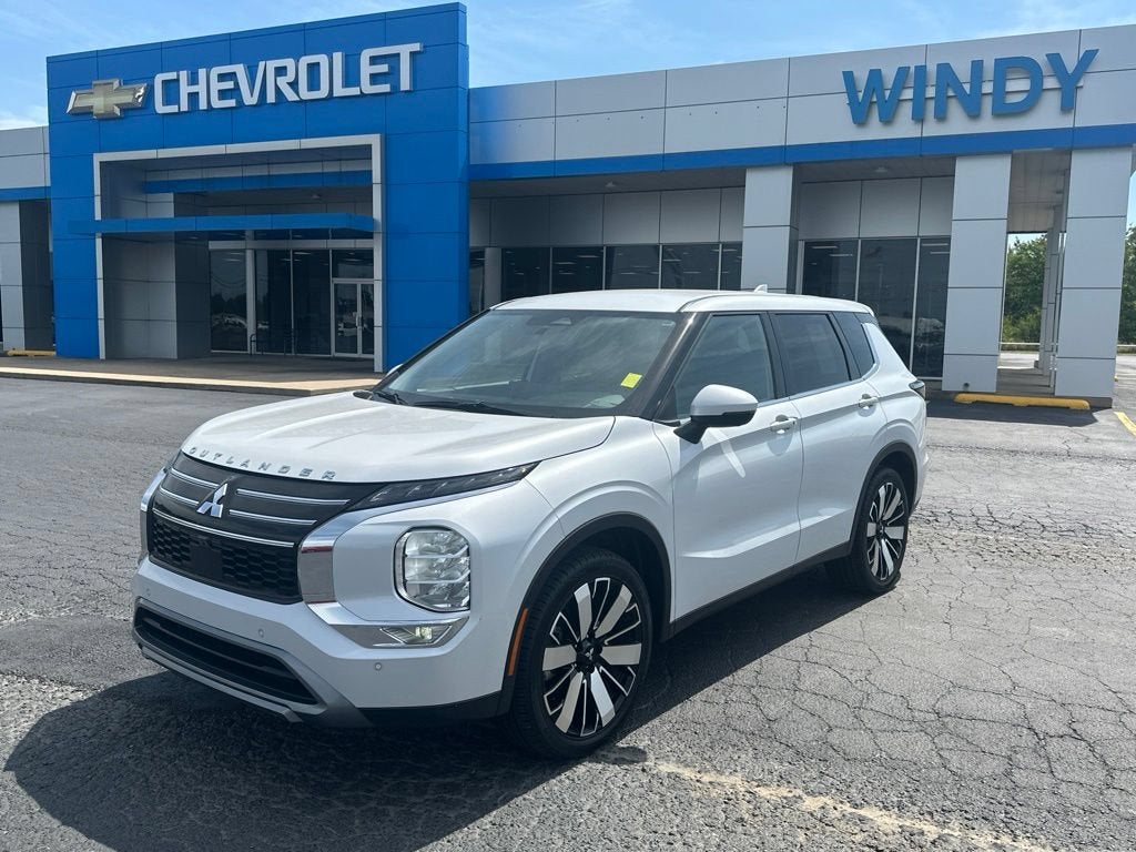 2025 Mitsubishi Outlander SE