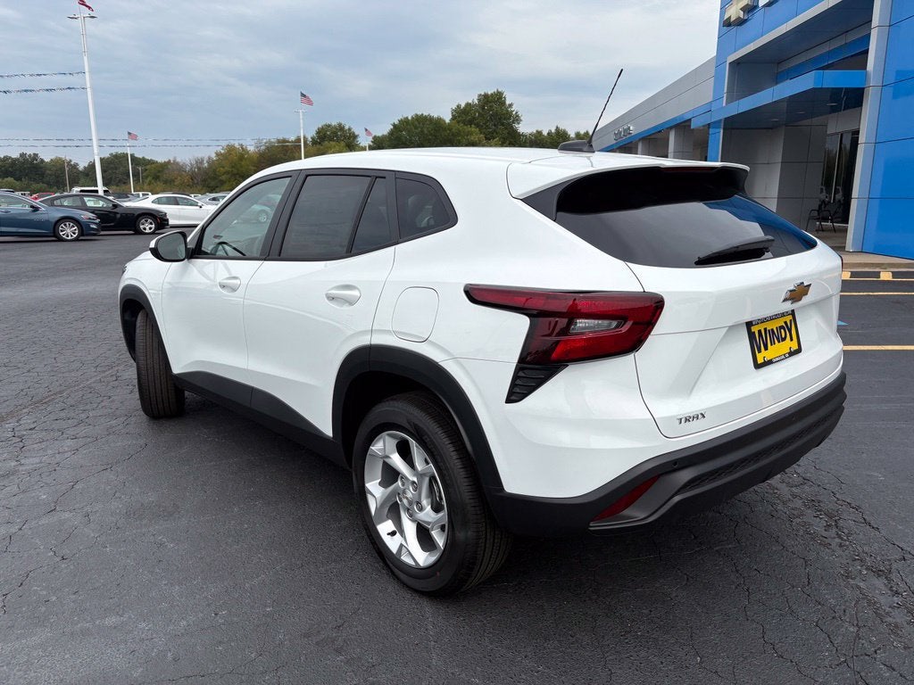 2026 Chevrolet Trax LS