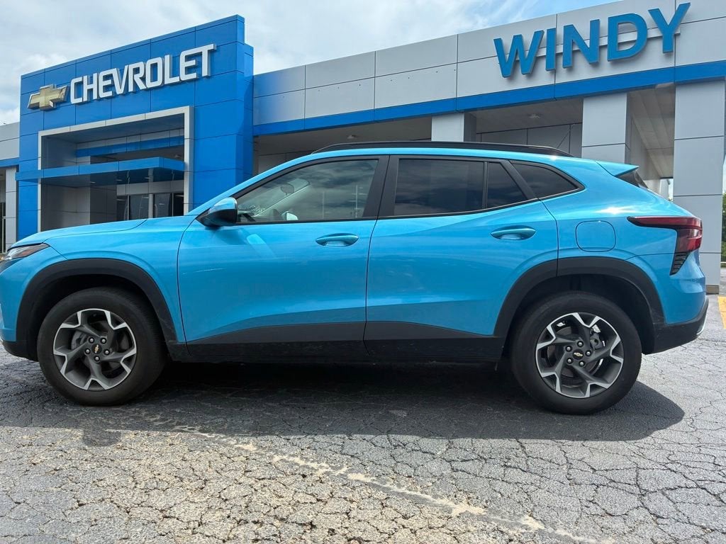 2025 Chevrolet Trax LT