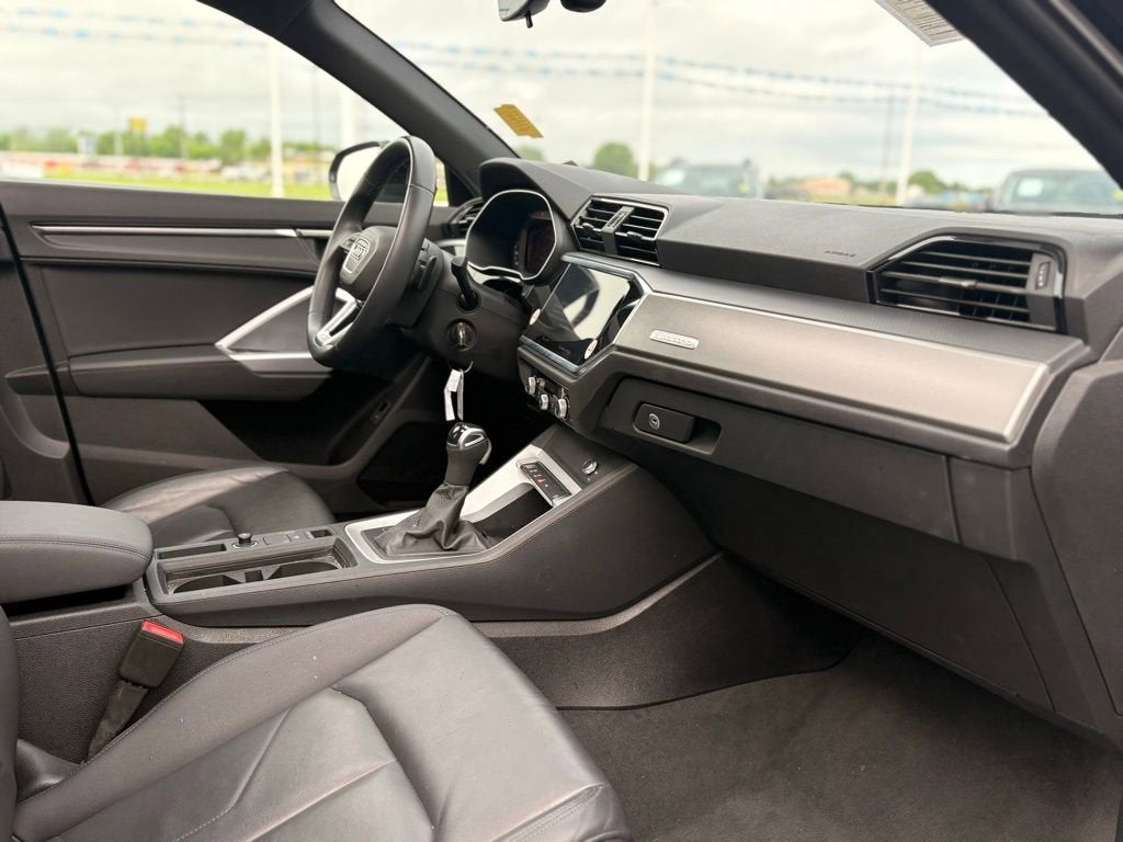 2025 Audi Q3 S line Premium