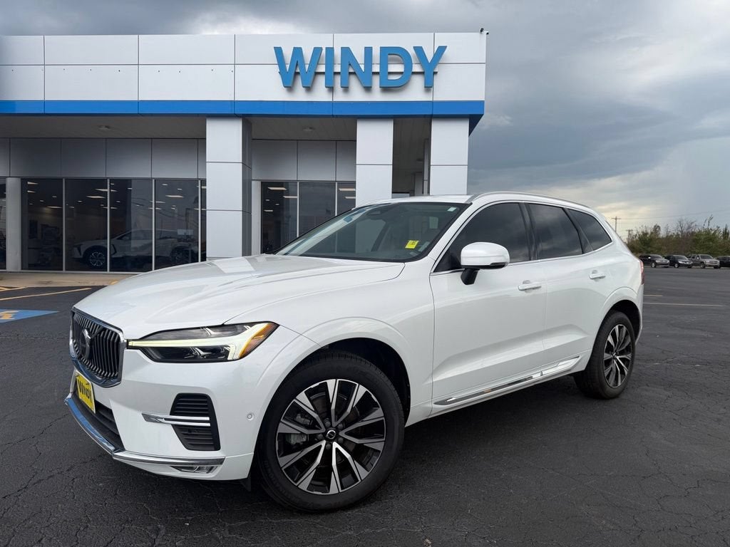 2023 Volvo XC60 Plus Bright Theme
