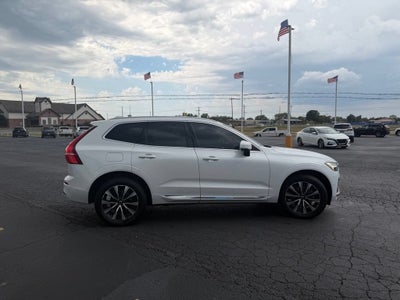 2023 Volvo XC60 Plus Bright Theme